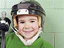 Mit dem Wettbewerb ermöglicht es Persil zehn eishockey-begeisterten Kindern aus der Schweiz, den Eishockeystars Preise zu überreichen.