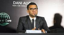 Dani Alves verlässt Barça in diesem Sommer. Er wird wohl bei Juventus anheuern.