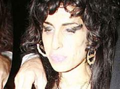 Amy Winehouse muss jetzt wieder ihre Eltern fragen, wenn sie Geld möchte.