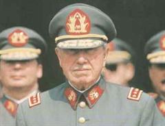 Augusto Pinochet hatte Chile von 1973 bis 1990 mit harter Hand regiert.