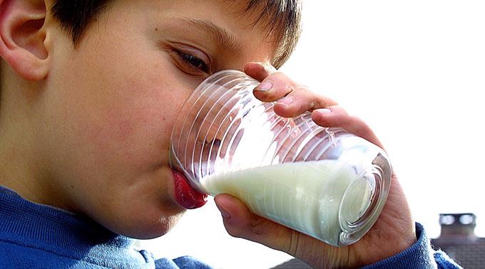 Die Nachfrage von Milch steigt weltweit.