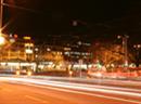 Bellevue by Night - am Tag ein starkbefahrenes Nadelöhr.
