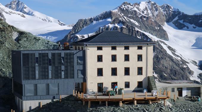 Die neue Hörnlihütte, das Basis Camps für die Matterhorn-Besteigung.